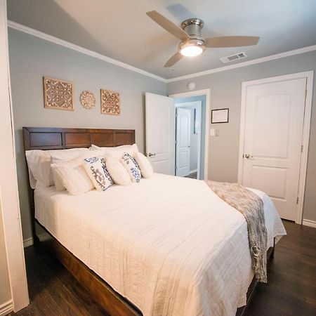 Walk To The Silos! 3 Bed 1960'S Bungalow Near Baylor ウェーコ エクステリア 写真