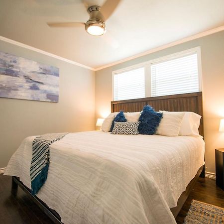 Walk To The Silos! 3 Bed 1960'S Bungalow Near Baylor ウェーコ エクステリア 写真