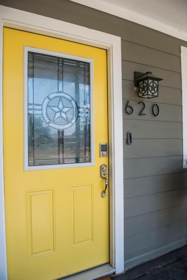 Walk To The Silos! 3 Bed 1960'S Bungalow Near Baylor ウェーコ エクステリア 写真