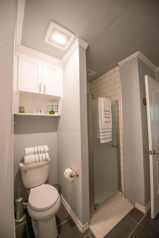 Walk To The Silos! 3 Bed 1960'S Bungalow Near Baylor ウェーコ エクステリア 写真
