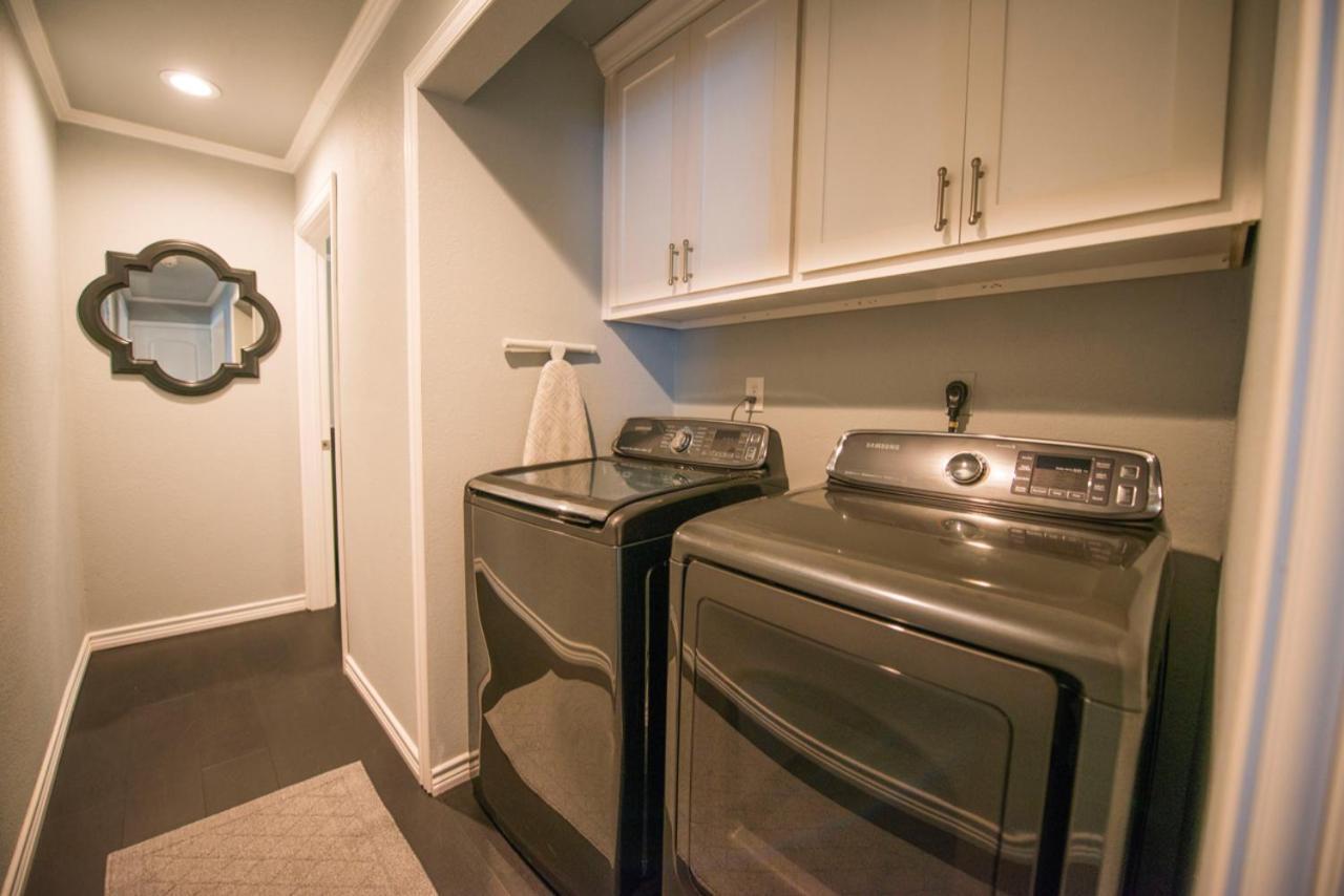 Walk To The Silos! 3 Bed 1960'S Bungalow Near Baylor ウェーコ エクステリア 写真